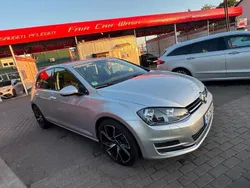 Silber Gebraucht 2016 VW Golf VII Kleinwagen | 13.900 € (Etwas zu teuer)