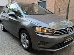 Grau Gebraucht 2014 VW Golf Sportsvan Comfortline Van / Kleinbus | 9.499 € (Guter Preis)
