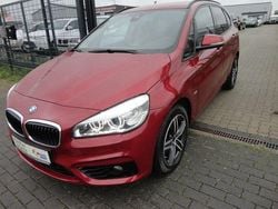Rot Gebraucht 2017 BMW 218 Sport Line Van / Kleinbus | 11.900 € (Superpreis)