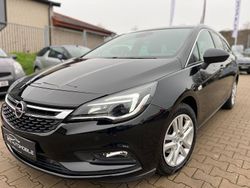 Schwarz Gebraucht 2017 Opel Astra Kombi | 9.799 € (Fairer Preis)