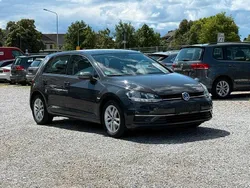 Grau Gebraucht 2019 VW Golf VII Comfortline Limousine | 12.490 € (Fairer Preis)