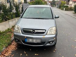 Grau Gebraucht 2009 Opel Meriva Van / Kleinbus | 1.399 € (Guter Preis)