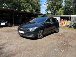 Schwarz Gebraucht 2010 Hyundai i30 Classic Kombi | 3.850 € (Etwas zu teuer)