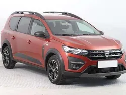 Terrakottabraun Gebraucht 2022 Dacia Jogger Extreme Van / Kleinbus | 17.900 € (Fairer Preis)