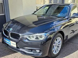 Schwarz Gebraucht 2018 BMW 318 Kombi | 15.900 € (Fairer Preis)