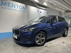 Phytonicblau metallic Gebraucht 2023 BMW 218 Efficient Dynamics Van / Kleinbus | 23.890 € (Guter Preis)