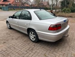 Silber Gebraucht 2003 Opel Omega Limousine | 1.750 €