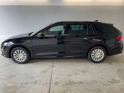 Schwarzmagic perleffekt Gebraucht 2025 Skoda Octavia Selection Kombi | 31.280 € (Superpreis)