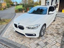 Weiß Gebraucht 2016 BMW 120 Sport Line Kleinwagen | 13.990 € (Fairer Preis)