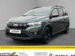 Zedergrün Neu 2025 Dacia Jogger Extreme Van / Kleinbus | 29.339 € (Etwas zu teuer)