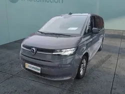 Grau Gebraucht 2023 VW T7 Life Van | 50.033 €
