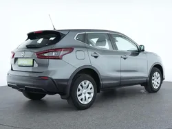 Grau Gebraucht 2021 Nissan Qashqai Visia SUV | 16.450 € (Fairer Preis)