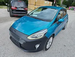 Blau Gebraucht 2017 Ford Fiesta Titanium Kleinwagen | 5.600 € (Etwas zu teuer)