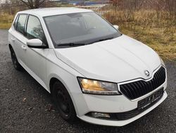 Weiß Gebraucht 2020 Skoda Fabia Limousine | 11.390 € (Fairer Preis)