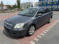 Grau Gebraucht 2005 Toyota Avensis Executive Limousine | 2.490 € (Guter Preis)