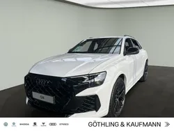 Gletscherweiß metallic Gebraucht 2024 Audi RS Q8 Sport SUV | 133.990 € (Etwas zu teuer)