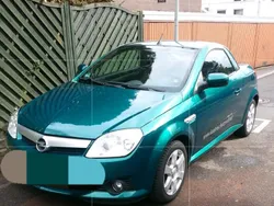 Grün Gebraucht 2005 Opel Tigra Cabrio | 1.800 € (Guter Preis)