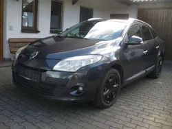 Grau eclipse Gebraucht 2011 Renault Mégane GrandTour Dynamique Kombi | 2.800 € (Fairer Preis)