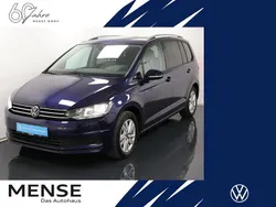 Atlantik blue Gebraucht 2024 VW Touran Comfortline Van / Kleinbus | 32.985 € (Fairer Preis)