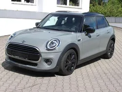 Grau Gebraucht 2020 Mini Cooper Kleinwagen | 18.950 € (Etwas zu teuer)