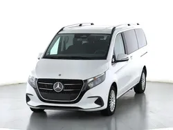 Bergkristallweiß metallic Gebraucht 2024 Mercedes V250 Van / Kleinbus | 58.950 €