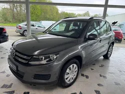 Grau Gebraucht 2014 VW Tiguan Trendline SUV | 10.990 € (Fairer Preis)