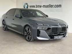 Grau Neu 2025 BMW 740 Limousine | 129.715 €