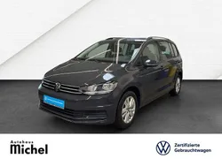 Grau Gebraucht 2024 VW Touran Comfortline Van / Kleinbus | 30.730 € (Guter Preis)