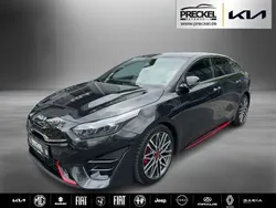 Zilinaschwarz metallic (metallic) Gebraucht 2024 Kia ProCeed Kleinwagen | 29.570 € (Fairer Preis)