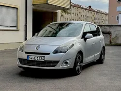 Silber Gebraucht 2010 Renault Grand Scénic III Expression Van / Kleinbus | 4.300 € (Guter Preis)