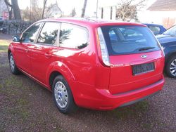 Rot Gebraucht 2010 Ford Focus Style Kombi | 5.450 € (Teuer)