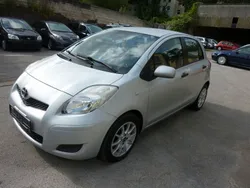 Silber Gebraucht 2009 Toyota Yaris Cool Limousine | 2.750 € (Fairer Preis)