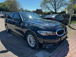 Schwarz Gebraucht 2021 BMW 320 Advantage Kombi | 24.299 € (Fairer Preis)