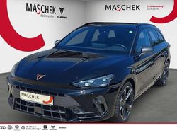 Midnight schwarz Gebraucht 2024 Cupra Leon Limousine | 31.980 € (Etwas zu teuer)