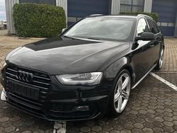 Schwarz Gebraucht 2015 Audi A4 S-Line Limousine | 12.970 € (Superpreis)