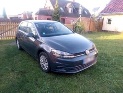 Grau Gebraucht 2018 VW Golf VII Limousine | 11.600 € (Superpreis)