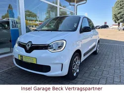 Weiß Gebraucht 2022 Renault Twingo Kleinwagen | 12.299 € (Fairer Preis)