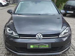 Grau Gebraucht 2015 VW Golf VII LOUNGE Limousine | 11.499 € (Guter Preis)