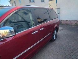 Andere farben Gebraucht 2012 Chrysler Voyager Limited Van / Kleinbus | 8.700 €