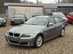 Grau Gebraucht 2012 BMW 320 Efficient Dynamics Limousine | 2.900 € (Superpreis)