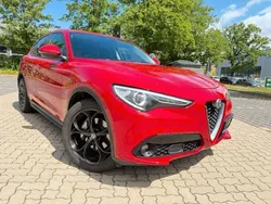 Rot Gebraucht 2018 Alfa Romeo Stelvio Super SUV | 16.500 € (Fairer Preis)
