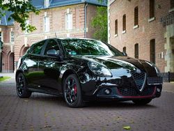 Schwarz Gebraucht 2017 Alfa Romeo Giulietta Veloce Kleinwagen | 19.500 € (Etwas zu teuer)