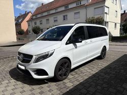 Weiß Gebraucht 2021 Mercedes V300 AMG line Van / Kleinbus | 57.000 € (Etwas zu teuer)