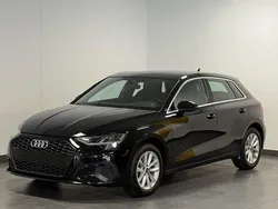 Brillantschwarz Gebraucht 2022 Audi A3 Sportback S-Line Limousine | 28.650 € (Fairer Preis)