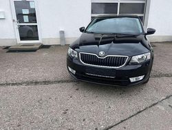 Schwarzmagic perleffekt Gebraucht 2013 Skoda Octavia Elegance Kleinwagen | 7.980 € (Superpreis)