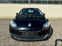 Schwarz Gebraucht 2013 Renault Mégane III Bose Edition Limousine | 4.250 € (Fairer Preis)