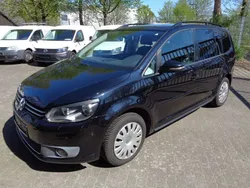 Schwarz Gebraucht 2011 VW Touran Comfortline Van / Kleinbus | 6.250 € (Fairer Preis)
