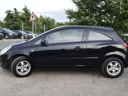 Schwarz Gebraucht 2007 Opel Corsa Catch Me Kleinwagen | 1.400 € (Fairer Preis)