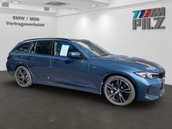 Arctic race blue metallic Gebraucht 2025 BMW 330 M Sport Kombi | 41.495 € (Superpreis)