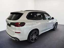 Mineral white mineral white Gebraucht 2024 BMW X5 M Sport SUV | 94.999 € (Guter Preis)